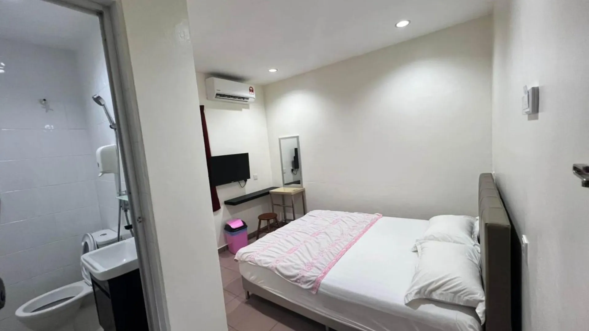 Oyo 90994 Hotel Golden Mouse Ipoh 2*,